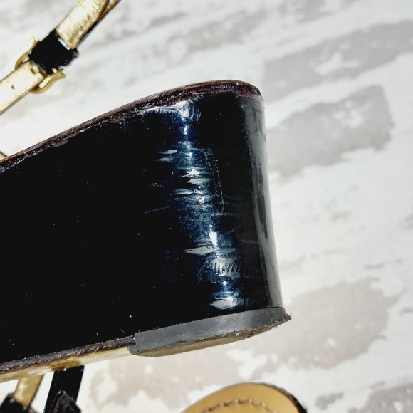 Juicy Couture Black Gold Platform Patent Leather Sandal Wedge Straps O347 - Picture 12 of 13